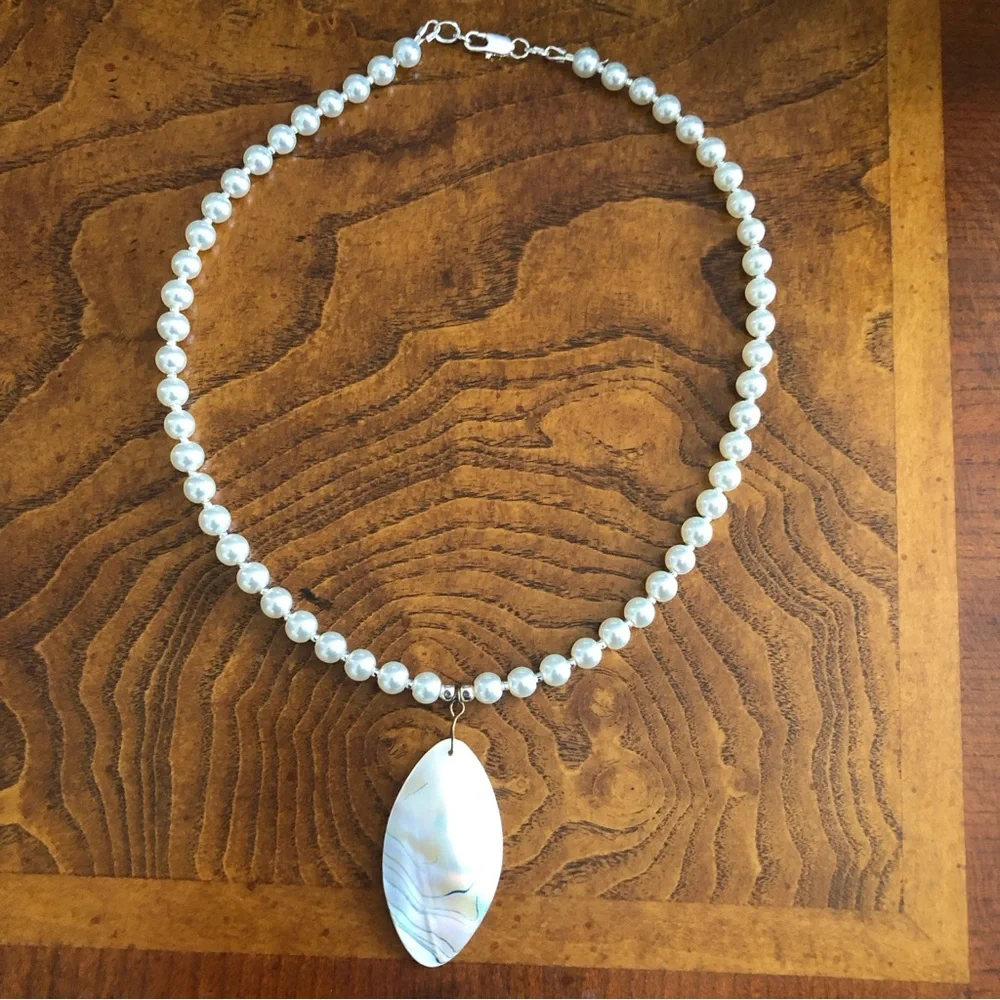 Handcrafted repurpose genuine elegant shell pendant Czech glass Pearl necklace